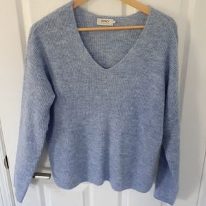 V neck lavender sweater